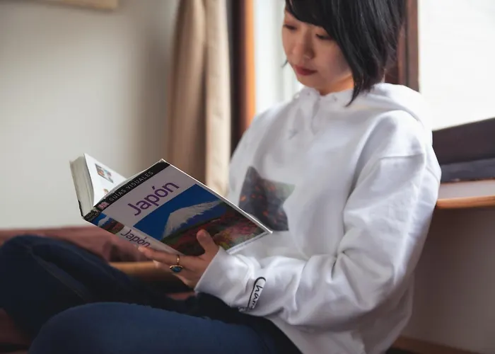 Fukuoka Guesthouse Hive